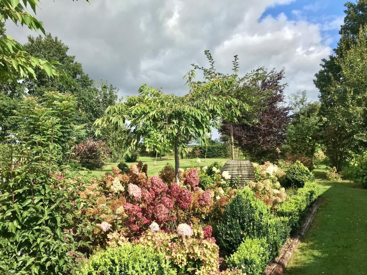 Gite "Cote Jardin" Vannecrocq Eksteriør billede
