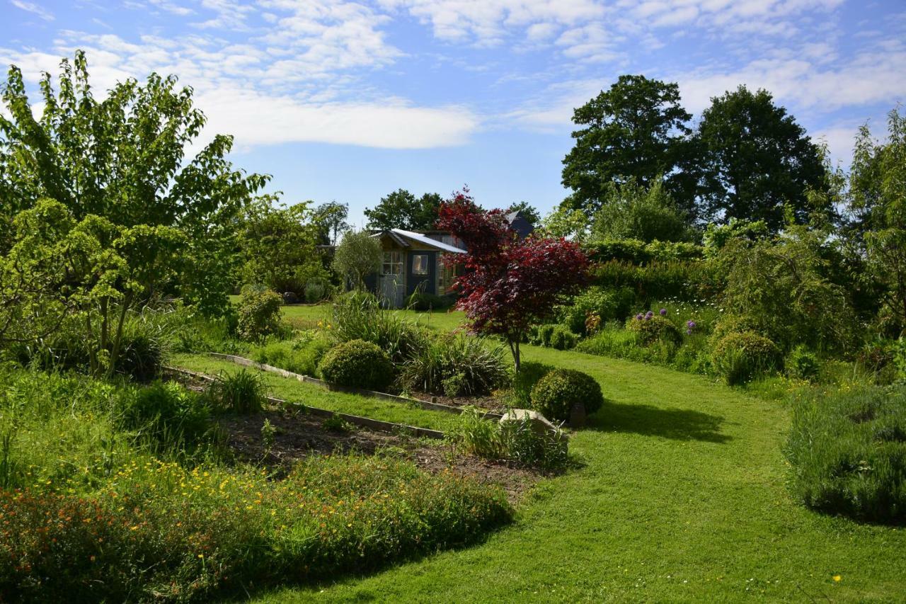Gite "Cote Jardin" Vannecrocq Eksteriør billede